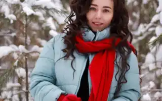 С чем носить голубой пуховик: варианты сочетания с другими элементами одежды. С чем носить голубую куртку