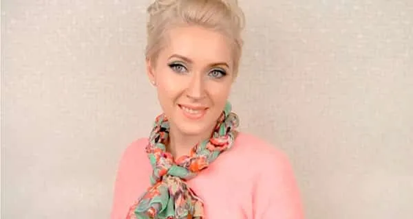 Узел палантина колье
